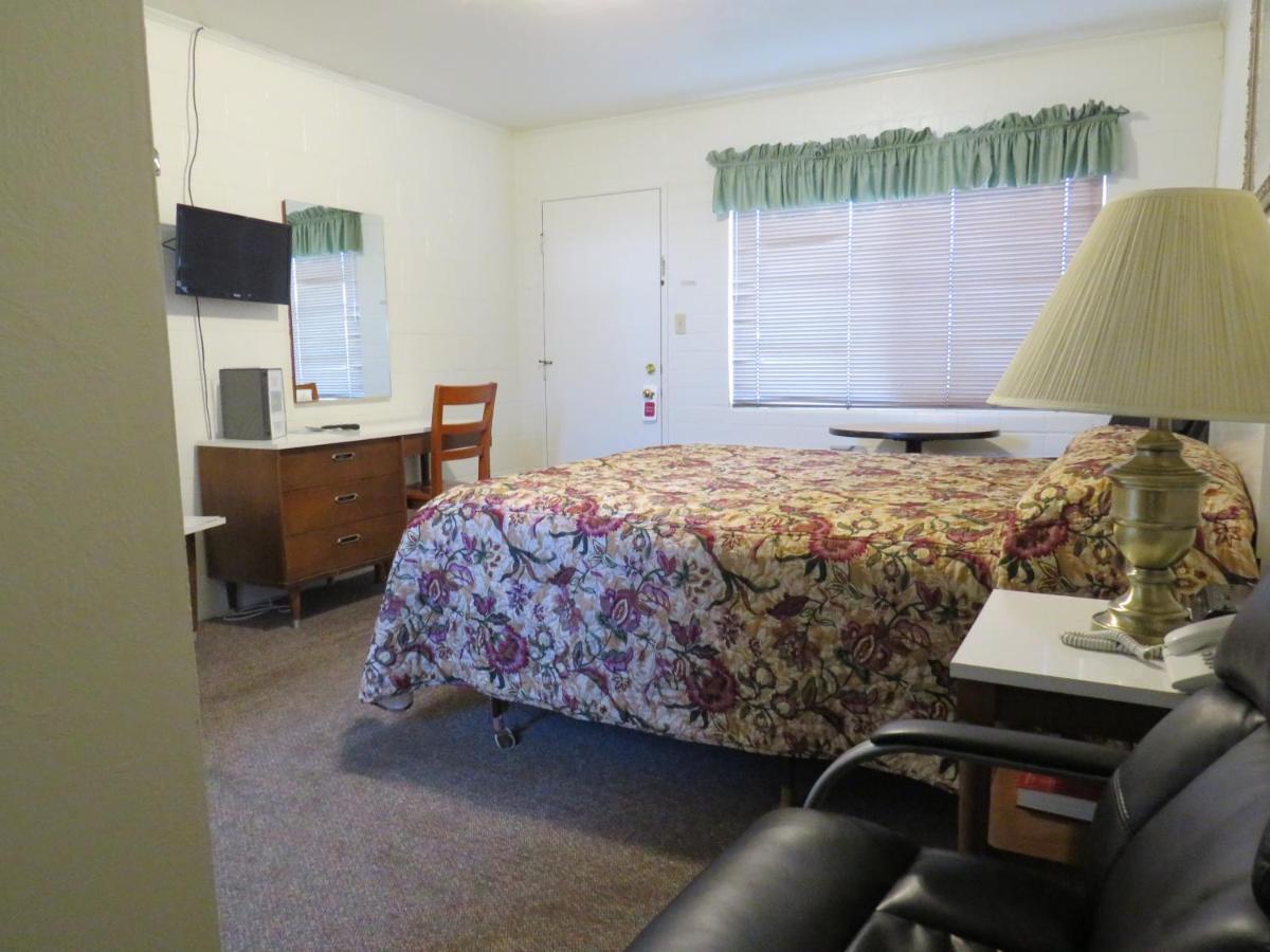 Rim Rock Motel Alturas Kültér fotó